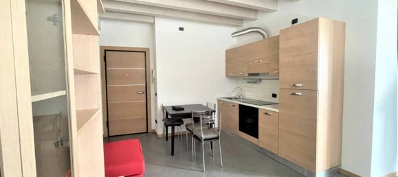 1 bedroom Apartment in Brescia, Italy No. 378748 8