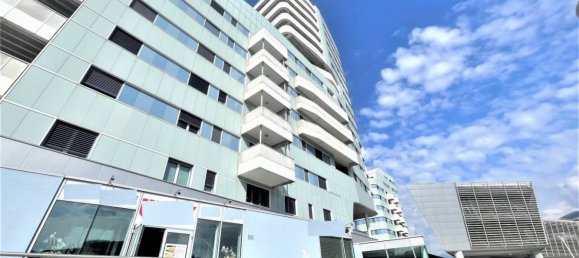 1 bedroom Apartment in Brescia, Italy No. 378748 2