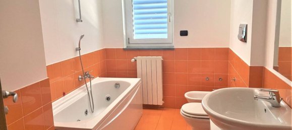 1 bedroom Apartment in Brescia, Italy No. 378748 13
