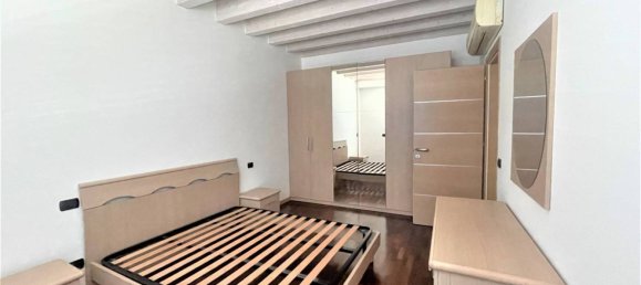 1 bedroom Apartment in Brescia, Italy No. 378748 10