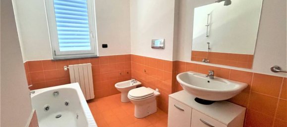 1 bedroom Apartment in Brescia, Italy No. 378748 14