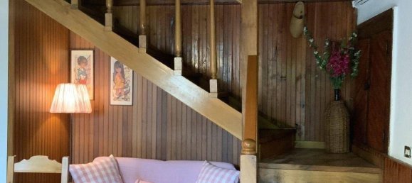 3 bedrooms House in Val di Nizza, Italy No. 254605 2