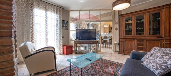 3 bedrooms Villa in Ferrara, Italy No. 340708 30