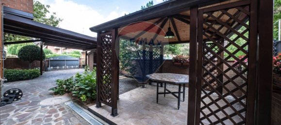 3 bedrooms Villa in Ferrara, Italy No. 340708 10