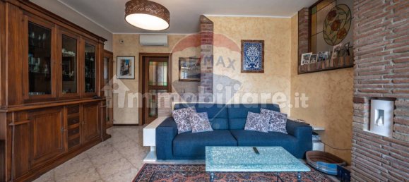 3 bedrooms Villa in Ferrara, Italy No. 340708 31