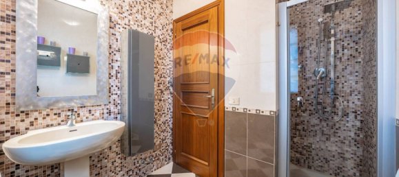 3 bedrooms Villa in Ferrara, Italy No. 340708 37