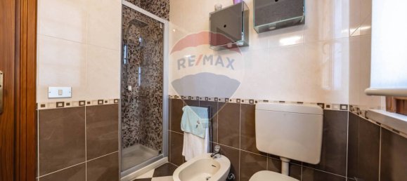 3 bedrooms Villa in Ferrara, Italy No. 340708 38