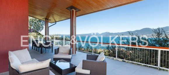 Villa T4 em Torri del Benaco, Italy N.º 360660 2