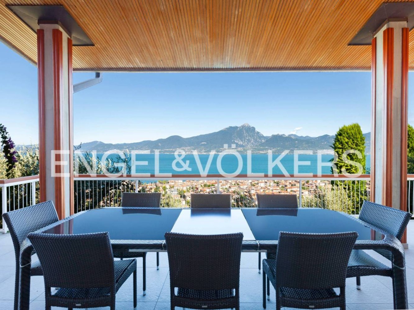 Villa T4 em Torri del Benaco, Italy N.º 360660