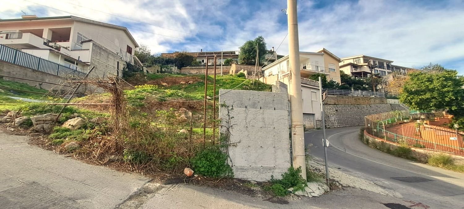 1137m² Land in Palermo, Italy No. 69022