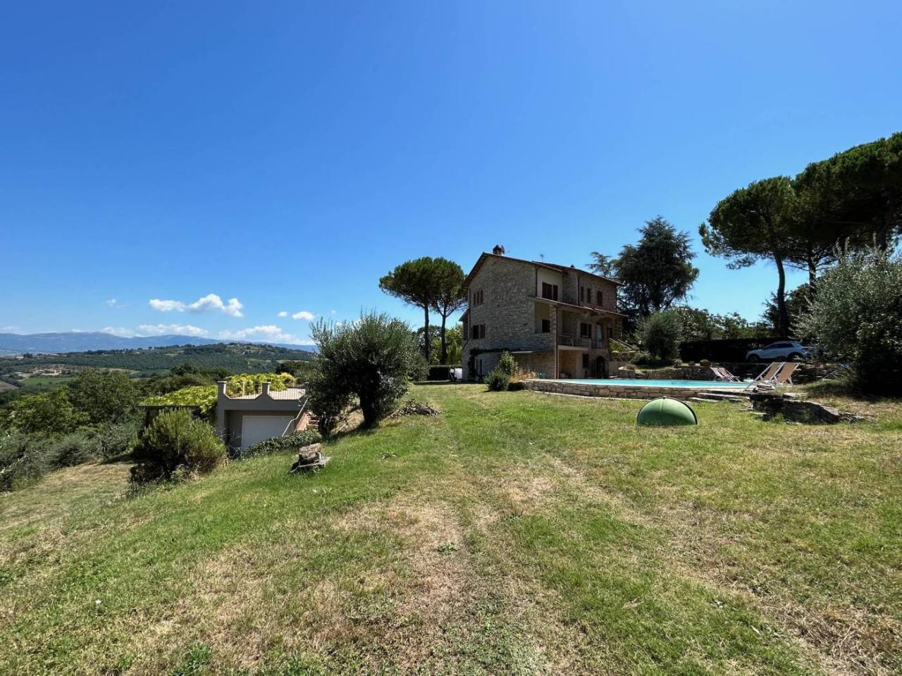 6-Zimmer Haus in Todi, Italy, Nr. 37674