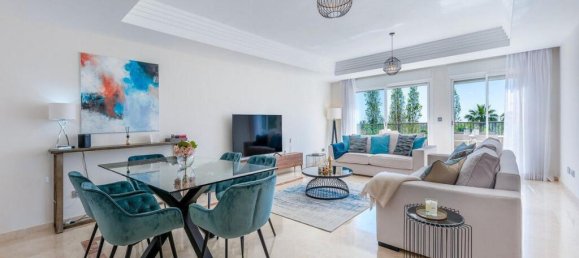 3 Schlafzimmer Wohnung in San Roque, Spain, Nr. 185939 3