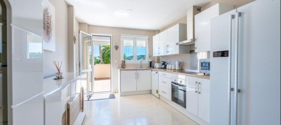 3 Schlafzimmer Wohnung in San Roque, Spain, Nr. 185939 5