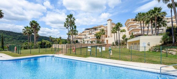 3 Schlafzimmer Wohnung in San Roque, Spain, Nr. 185939 2