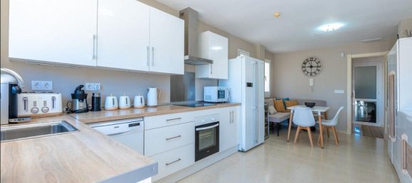 3 Schlafzimmer Wohnung in San Roque, Spain, Nr. 185939 6