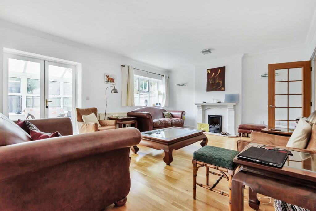 4 bedrooms House in Beckenham, United Kingdom No. 14378