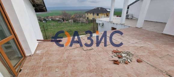 Casa de 3 dormitorios en Burgas, Bulgaria No. 776 21