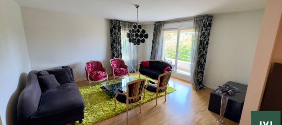 1 bedroom Apartment in Montmorency, France No. 182345 2