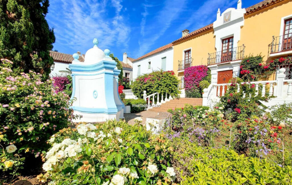 3 غرف نوم تاون هاوس في Marbella, Spain رقم 246133