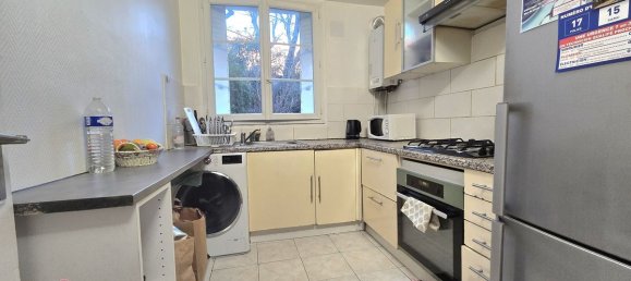 Квартира с 2 спальнями в Коломб, Франция № 320576 2