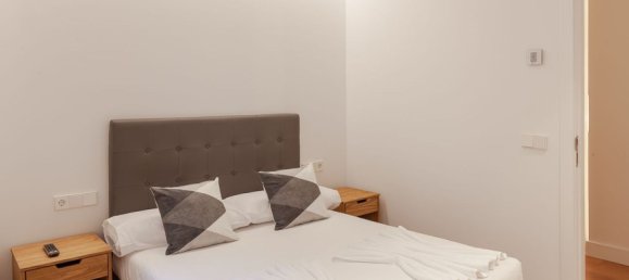 5 bedrooms Apartment in Madrid, Spain No. 27699 17