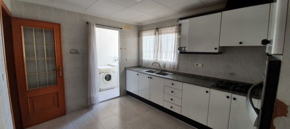 4 bedrooms Apartment in Albal, Spain No. 145794 11