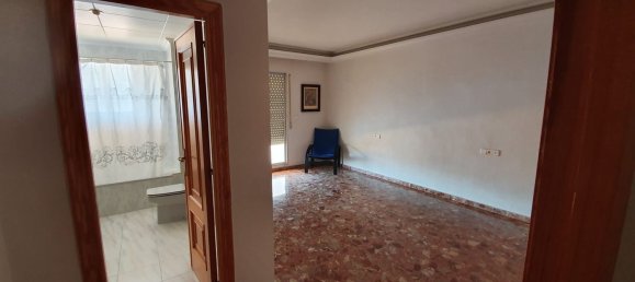 4 bedrooms Apartment in Albal, Spain No. 145794 16