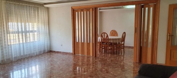 4 bedrooms Apartment in Albal, Spain No. 145794 5