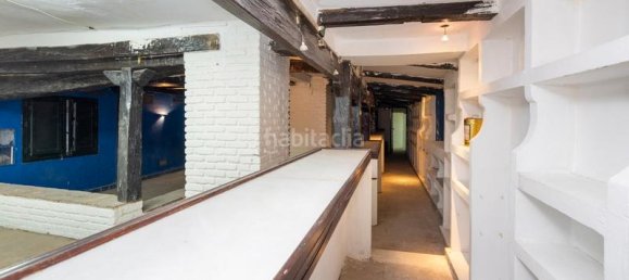 224m² Commercial property in Granada, Spain No. 167438 15