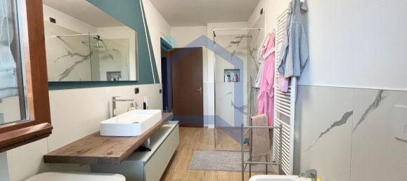 5 Schlafzimmer Villa in Fara Gera d'Adda, Italy, Nr. 380822 10