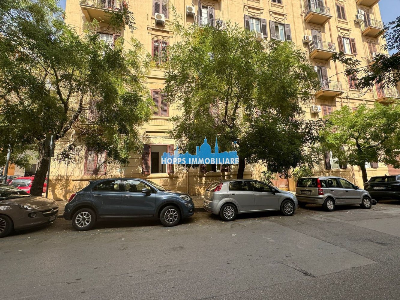 Apartamento de 7 habitaciónes en Palermo, Italy No. 69014