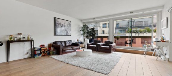 3 chambres Appartement à Paris, France No. 110326 4