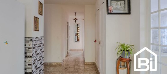 4 bedrooms House in Ifs, France No. 326626 3