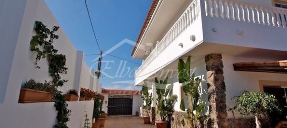 Casa de 4 dormitorios en Guía de Isora, Spain No. 130562 30