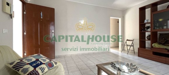 4 bedrooms Apartment in San Tammaro, Italy No. 331286 3