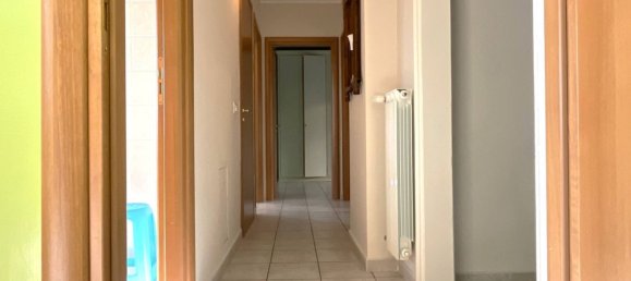 4 bedrooms Apartment in San Tammaro, Italy No. 331286 13