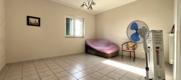 4 bedrooms Apartment in San Tammaro, Italy No. 331286 17