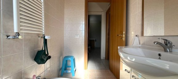 4 bedrooms Apartment in San Tammaro, Italy No. 331286 15