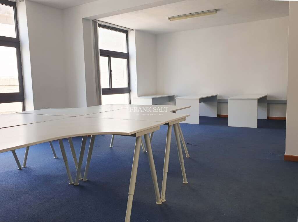 Büro in Sliema, Malta 136m², Nr. 11782