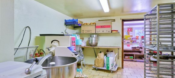 Коммерческая недвижимость 160м² в Вешен, Франция № 85179 9