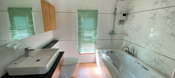 4 bedrooms House in Hang Dong, Thailand No. 5225 20