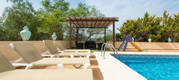 Вилла с 3 спальнями в Аликанте, Испания № 70794 2