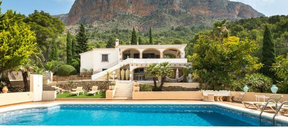 Вилла с 3 спальнями в Аликанте, Испания № 70794 4