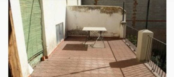 11 chambres Appartement à Baza, Spain No. 161018 2