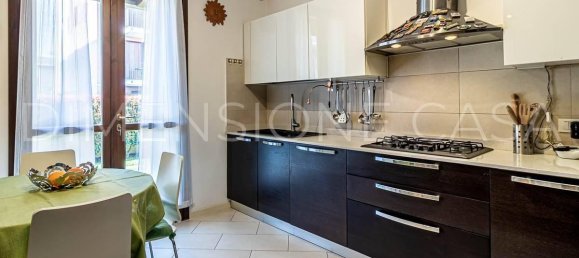 8 rooms House in Cavezzo, Italy No. 35969 24