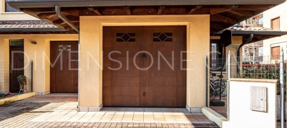 8 rooms House in Cavezzo, Italy No. 35969 9