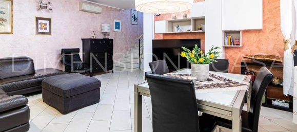 8 rooms House in Cavezzo, Italy No. 35969 20