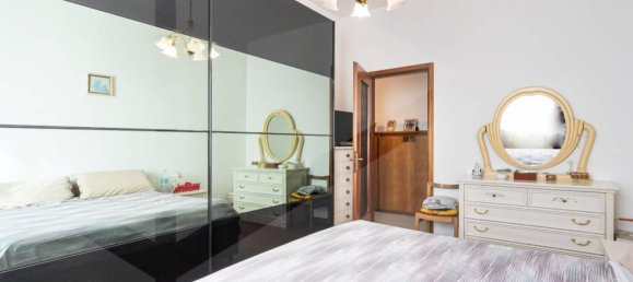 3-salle Appartement à Cabiate, Italy No. 30186 59