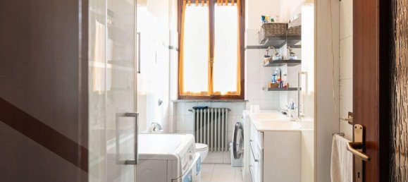 3-salle Appartement à Cabiate, Italy No. 30186 65