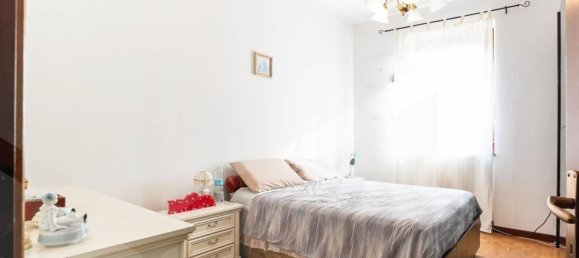 3-salle Appartement à Cabiate, Italy No. 30186 56